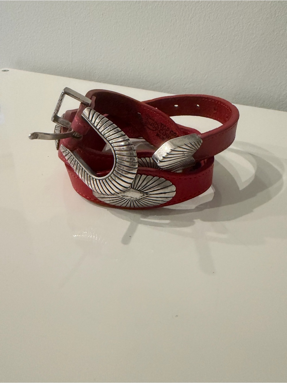 Red Leather Western Belt with Silver tone Conchos size 32 - Picture 3 of 10